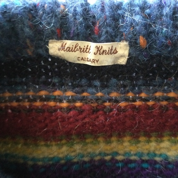 Maibritt Knits Women’s WARM Sweater Made in CANADA - Picture 4 of 6